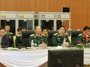 Vietnam attends ADMM-7 in Brunei - ảnh 1
